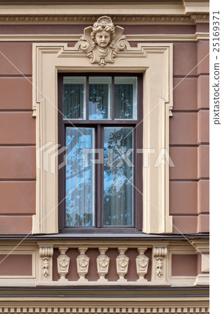 Window with by moldings. 25169371