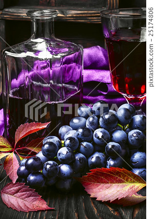 Dry red wine 25174806