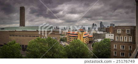 London skyline panorama London skyline panorama 25176749