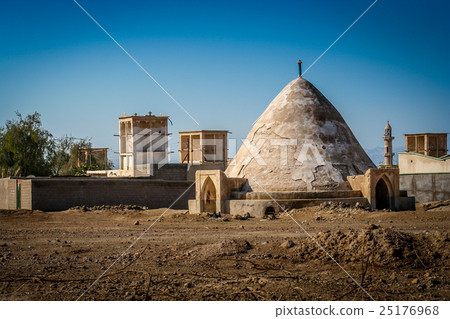 Abanbar - traditional water storage Abanbar - traditional water storage 25176968
