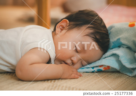 嬰兒 寶寶 寶貝 25177336