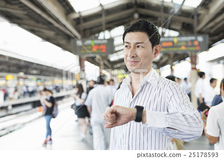 30年代商務男裝和女裝 25178593