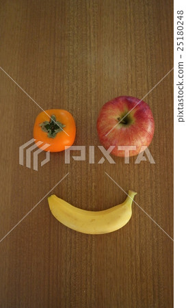 Fruit clown (persimmon, apple, banana) 25180248