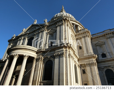 St. Paul's Cathedral 25186713