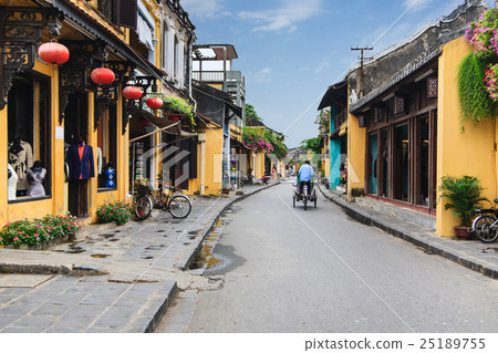 Cyclo (called 'Xich Lo') in Hoi An Ancient Town Cyclo (called 'Xich Lo') in Hoi An Ancient Town 25189755