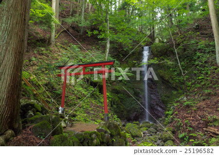 Yonebara city · blue dragon waterfall Yonebara city · blue dragon waterfall 25196582