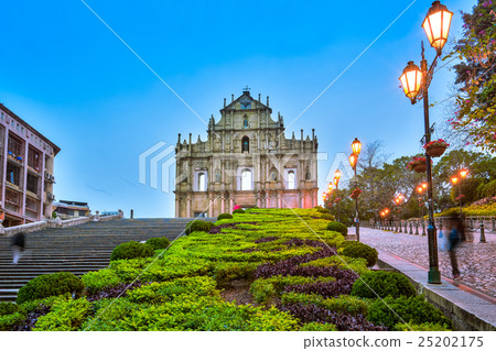图库照片: the ruins of st. pauls in macau