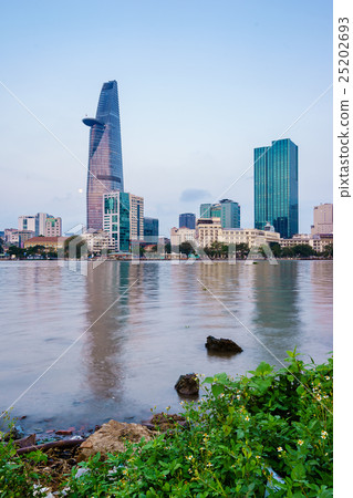 Panoramic view of Saigon in early morning 25202693