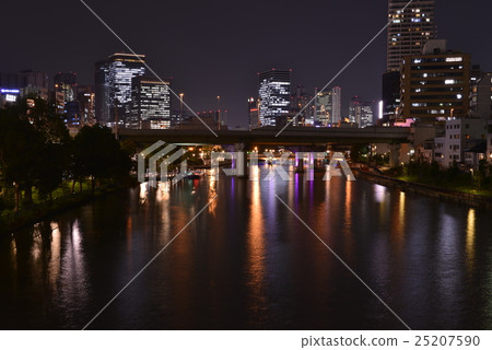 [大阪]中之島花園大橋的夜景 25207590