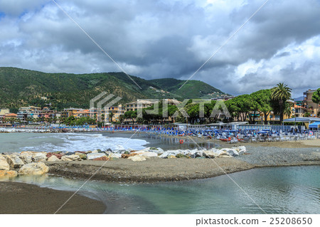 Italian resort Sestri Levante 25208650