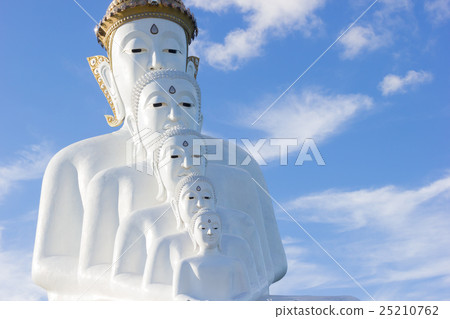 Buddha statue at Wat Pha Sorn Kaew. 25210762