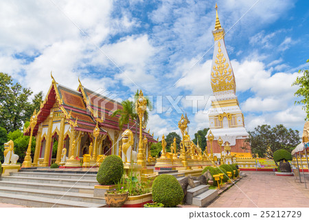 Wat Phra That Panom temple in Nakhon Phanom, Thail Wat Phra That Panom temple in Nakhon Phanom, Thail 25212729