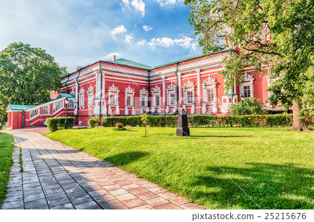 Novodevichy convent, landmark in Moscow, Russia 25215676