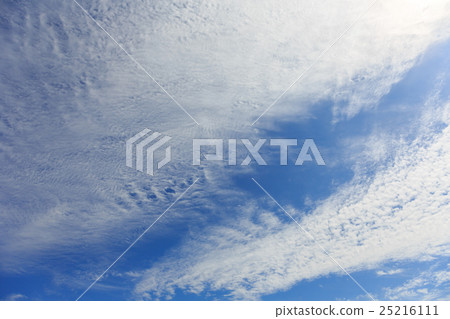 鱗片雲秋天的天空 鱗片雲秋天的天空 25216111