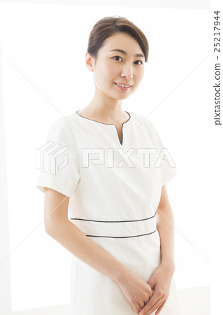 Aestheticians Aestheticians 25217944