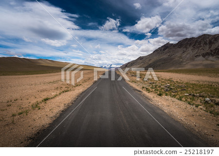 Road in Ladakh district with dramatic clouds 25218197