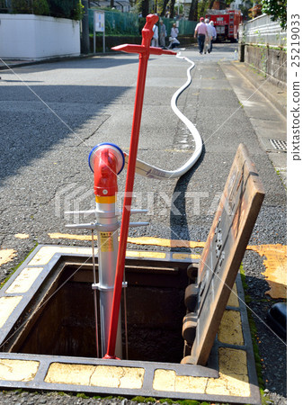 Emergency drill at the neighborhood association - Fire fighting training - Stand pipe 25219033