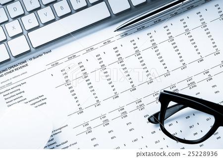 Preparing average sales report Preparing average sales report 25228936