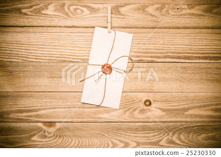 Mail envelope on rope 25230330