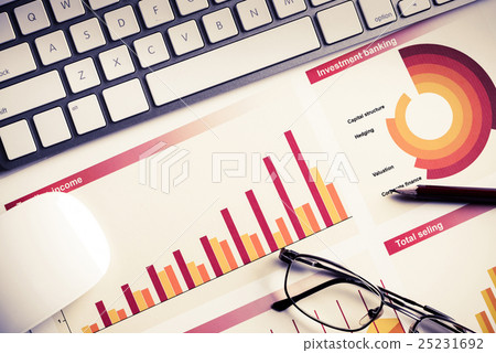 Preparing average sales report 25231692