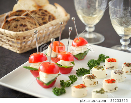 Bite cream cheese & caprese pinchos and wine Black background (horizontal position) 25233833