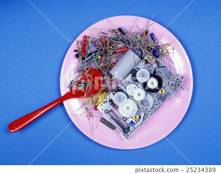 板上的電子零件 25234389