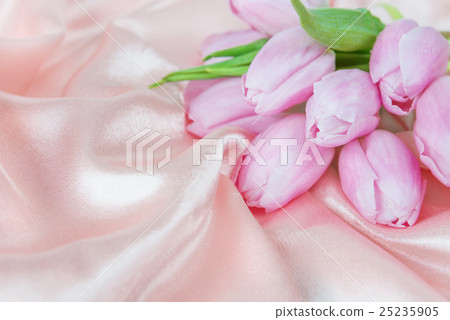 Flowers on a silk fabric 25235905