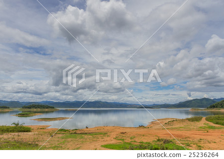 Landscape at Kaeng Krachan Dam  25236264