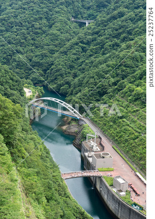 Miyagase水壩新的石頭小屋橋樑 25237764