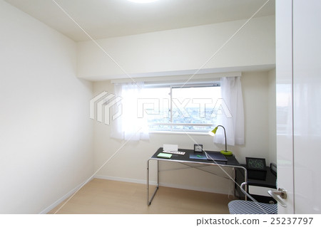 住宅共管公寓6廣場西式白色十字圖像家具可用建築實例 住宅共管公寓6廣場西式白色十字圖像家具可用建築實例 25237797