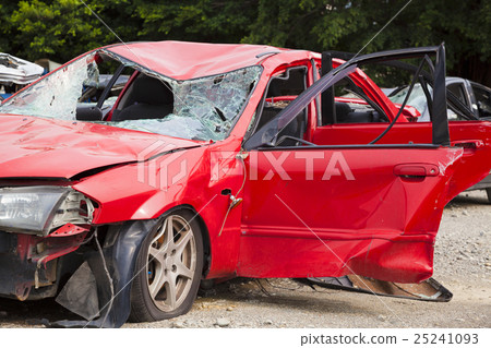 broken car in the recycling plant 25241093