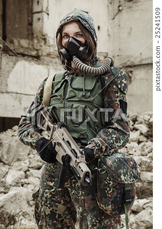 Post apocalypse female survivor Post apocalypse female survivor 25241509