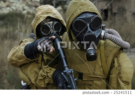 Post apocalypse survivors 25241511