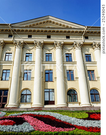 Building with columns, Stalin's empire 25249043