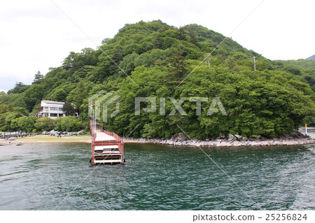 在栃木縣日光市中禪寺湖的風景 25256824