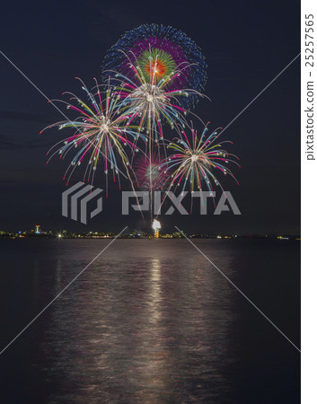 tsu hanabi taikai festival fireworks 25257565