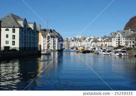 Canal of Alesund 25259335