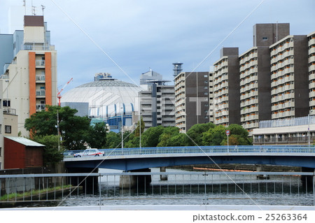 Urban landscape (Osaka city West Dotonbori River neighborhood) 25263364