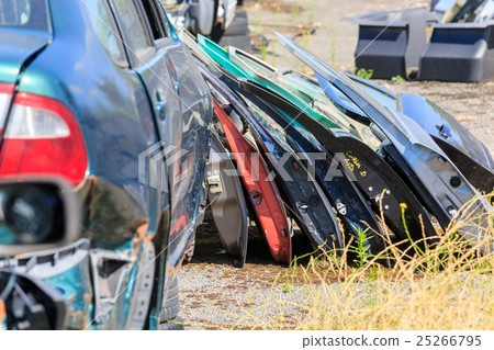 Many car doors for aftermarket. Many car doors for aftermarket. 25266795