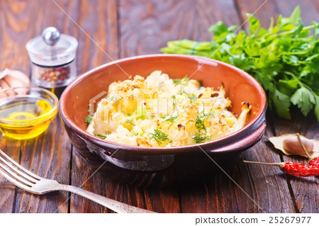 cauliflower baked with egg 25267977
