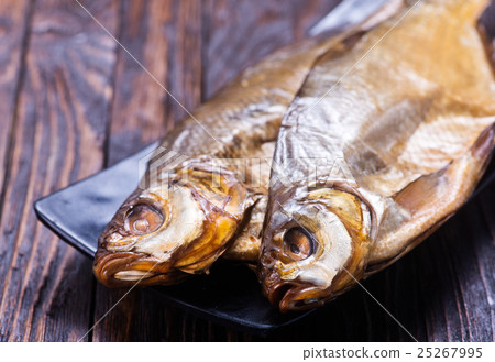 smoked fish 25267995