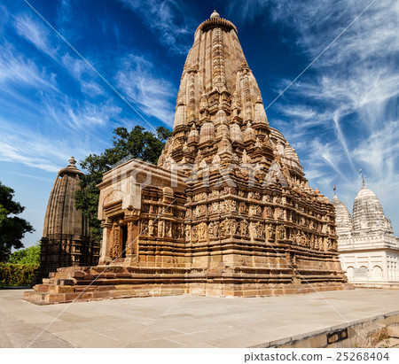 Vaman Temple in Khajuraho Vaman Temple in Khajuraho 25268404