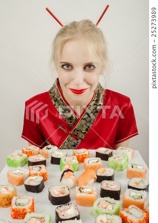 girl with sushi 25273989
