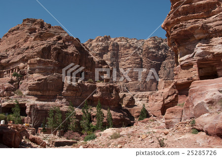 Petra ruins mountain road rocky mountain Petra ruins mountain road rocky mountain 25285726