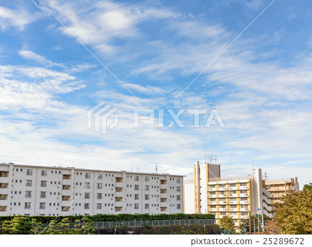 複雜和天空 複雜和天空 25289672