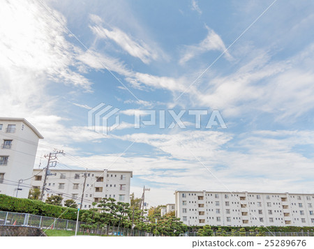 複雜和天空 複雜和天空 25289676