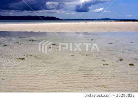 sky sand  and isle 25293822