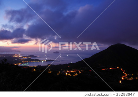 Deep Bay Night Scene 25298047