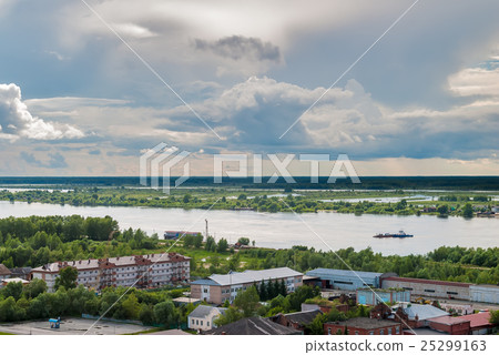 Little ferry is transported through Irtysh river 25299163
