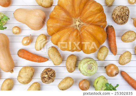 Autumn vegetables on white background Autumn vegetables on white background 25302835